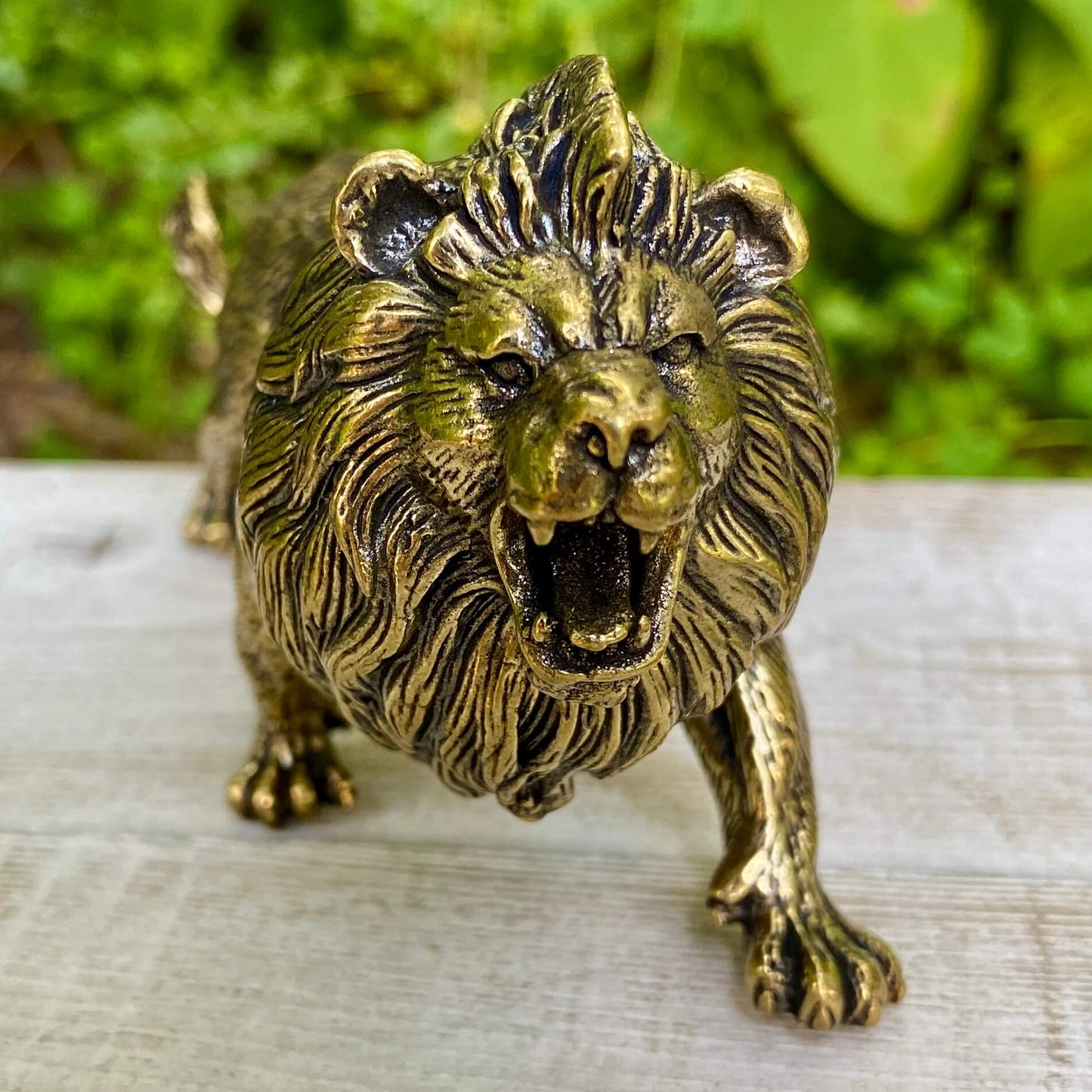 Solid Brass Lion – Symbol of Courage, Leadership & Strength