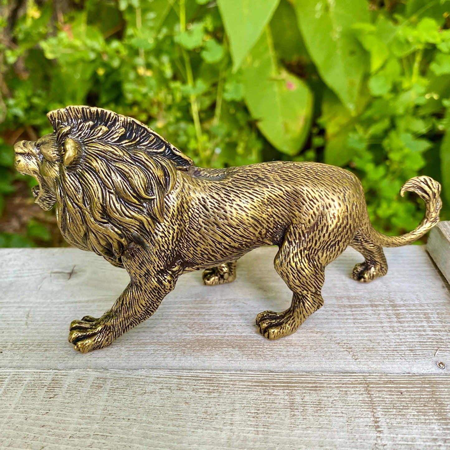 Solid Brass Lion – Symbol of Courage, Leadership & Strength